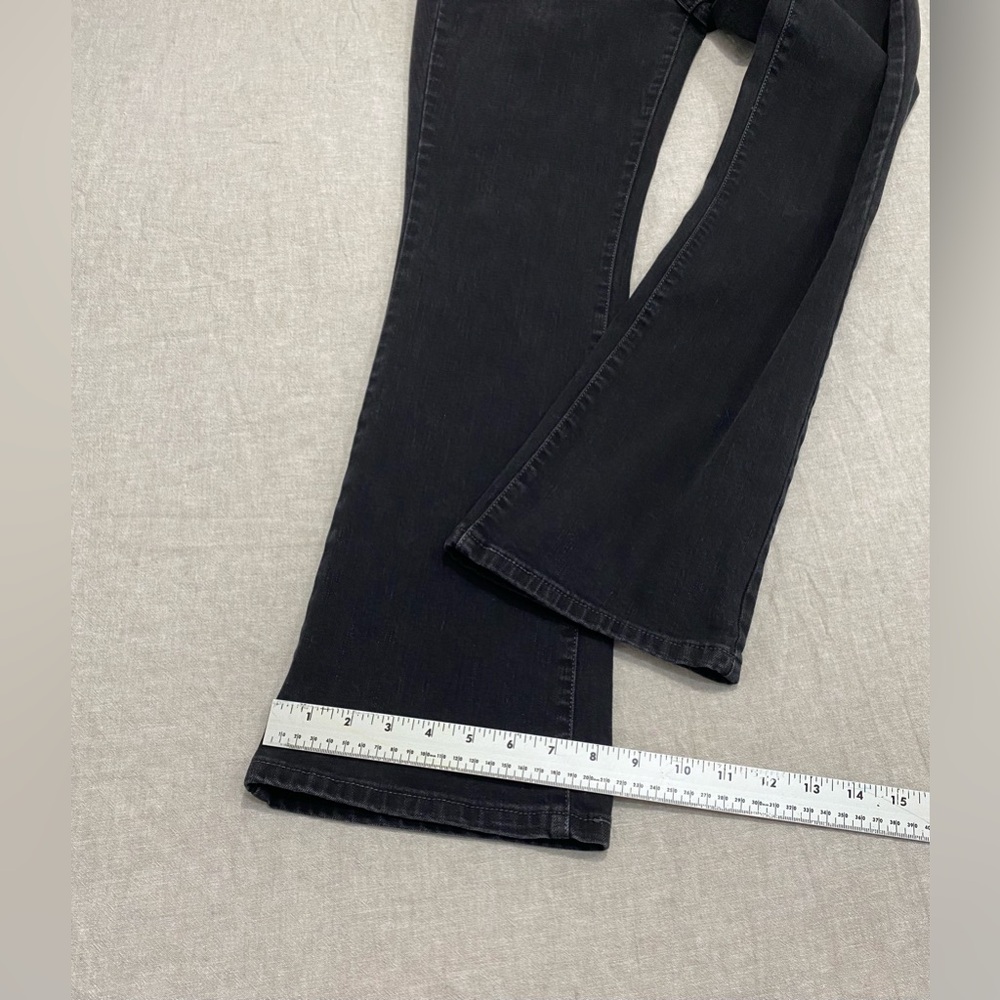 Levi's, 515 Women's Straight Bootcut Denim Jeans, Mid Rise, Size 8 Black - Picture 6 of 11